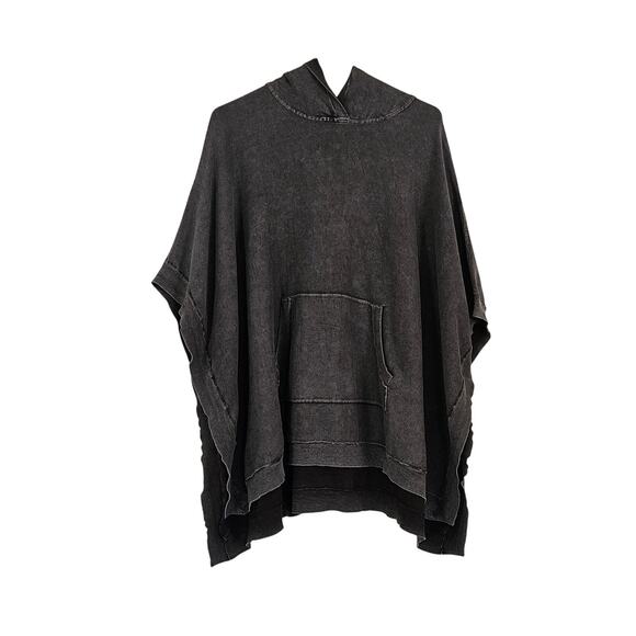 Barefoot Dreams Sunbleached Knit Poncho In Faded Black One Size - Picture 2 of 13